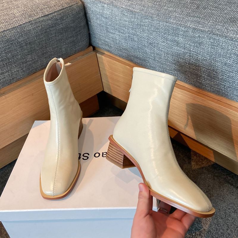Bottes en cuir à talon épais