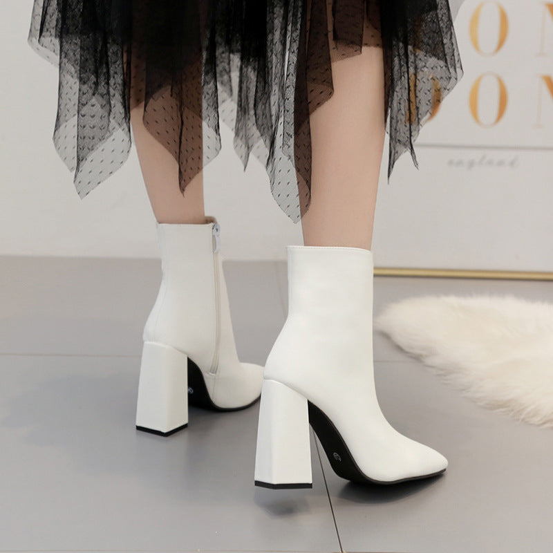 Bottines courtes à talons hauts